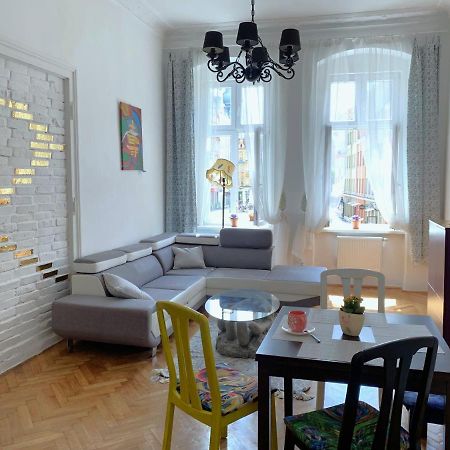 Rynekart Apartment Swidnica  Bagian luar foto