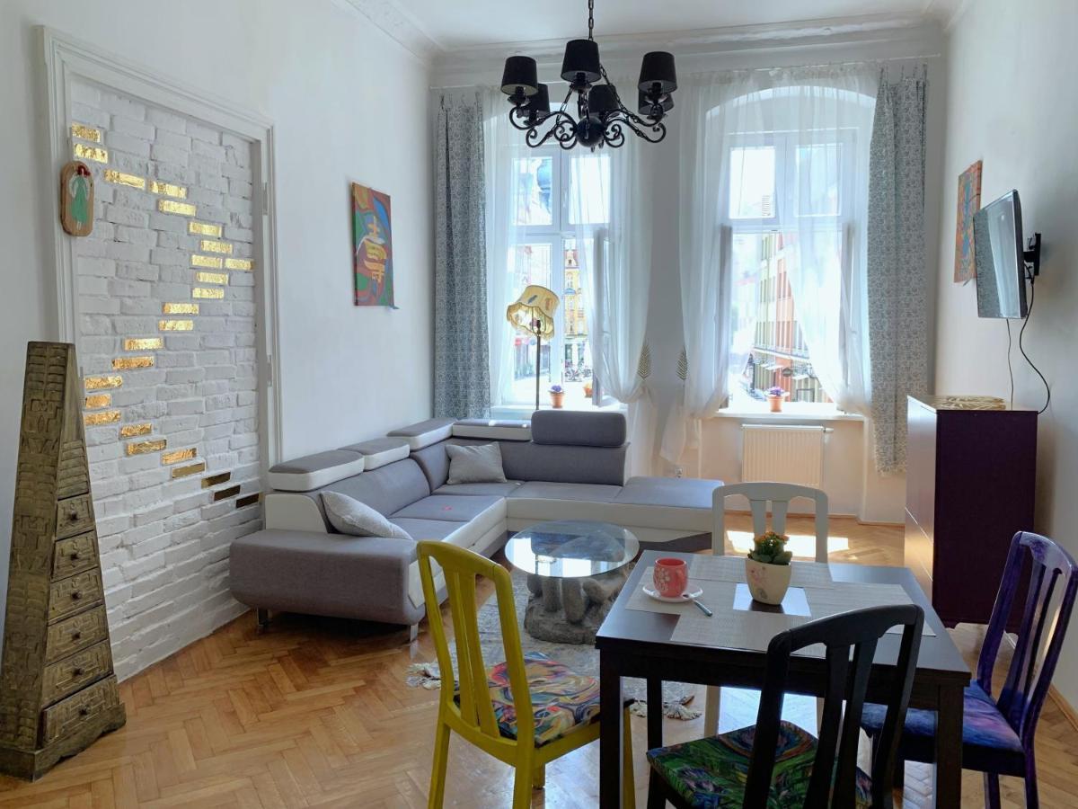 Rynekart Apartment Swidnica  Bagian luar foto