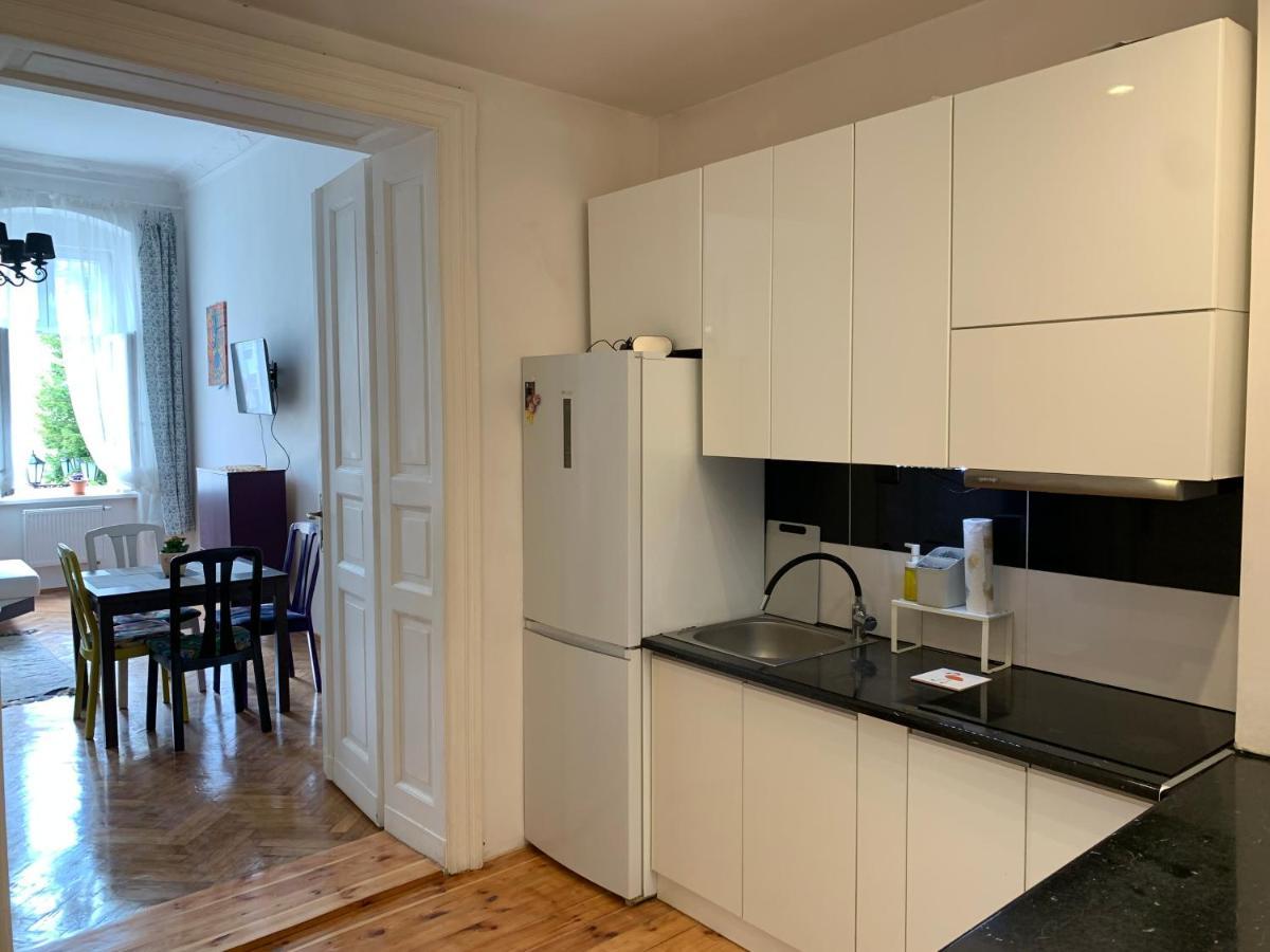 Rynekart Apartment Swidnica  Bagian luar foto