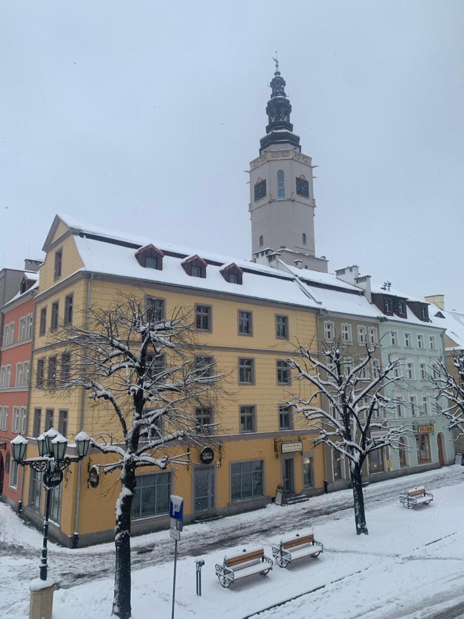 Rynekart Apartment Swidnica  Bagian luar foto